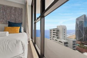 2 Bdrm Apt in 'Aquarius' Surfers Broadbeach